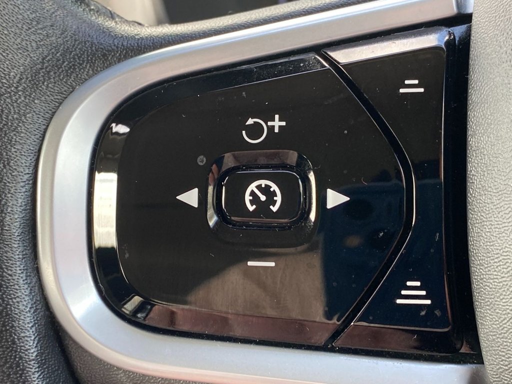 USED 2019 19 VOLVO V60 CROSS COUNTRY 2.0 D4 Plus Estate 5dr Diesel Auto AWD Euro 6 (s/s) (190 ps) WINTER PACK+SAT NAV+2 KEYS+FSH