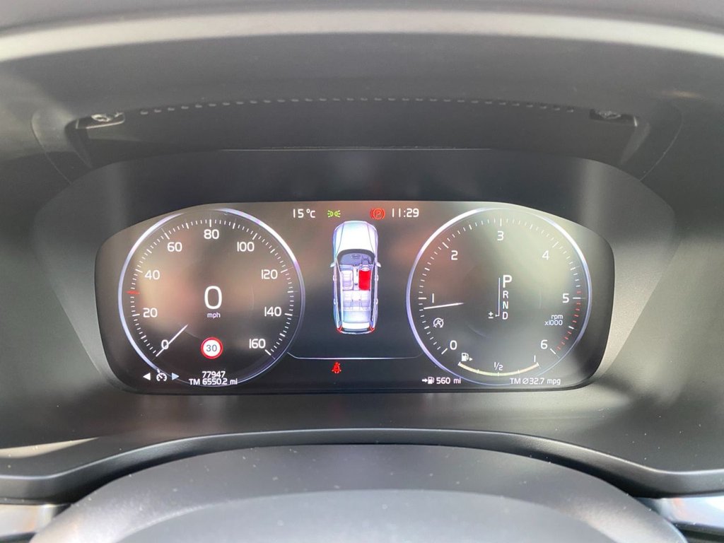 USED 2019 19 VOLVO V60 CROSS COUNTRY 2.0 D4 Plus Estate 5dr Diesel Auto AWD Euro 6 (s/s) (190 ps) WINTER PACK+SAT NAV+2 KEYS+FSH