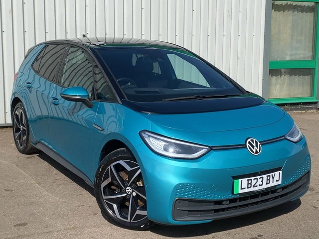 View our VOLKSWAGEN ID.3