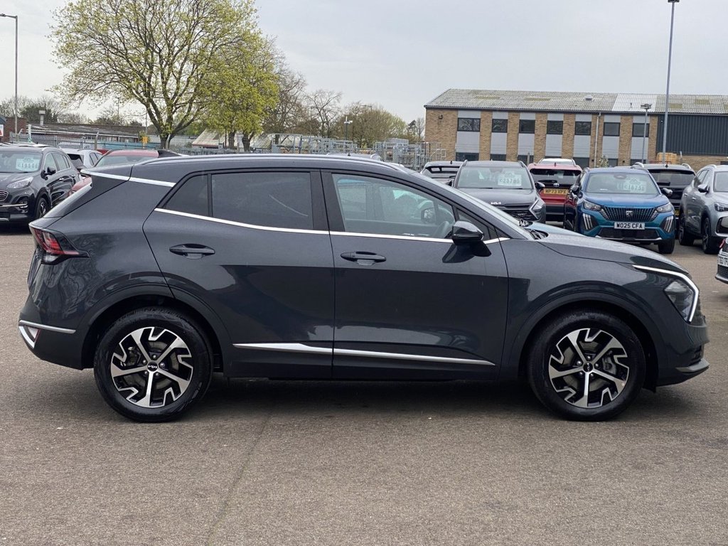 USED 2025 75 KIA SPORTAGE 1.6 h T-GDi 3 SUV 5dr Petrol Hybrid Auto Euro 6 (s/s) (207 bhp) CARPLAY+CAMERA+SAT NAV+CRUISE