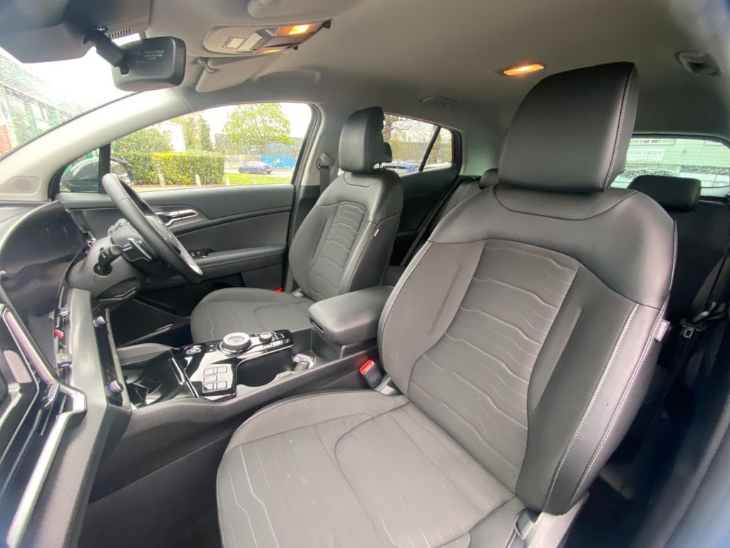 USED 2025 75 KIA SPORTAGE 1.6 h T-GDi 3 SUV 5dr Petrol Hybrid Auto Euro 6 (s/s) (207 bhp) CARPLAY+CAMERA+SAT NAV+CRUISE