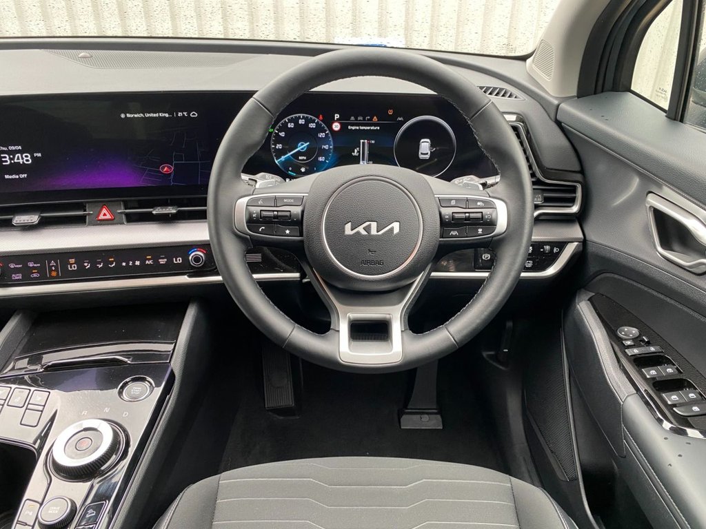 USED 2025 75 KIA SPORTAGE 1.6 h T-GDi 3 SUV 5dr Petrol Hybrid Auto Euro 6 (s/s) (207 bhp) CARPLAY+CAMERA+SAT NAV+CRUISE