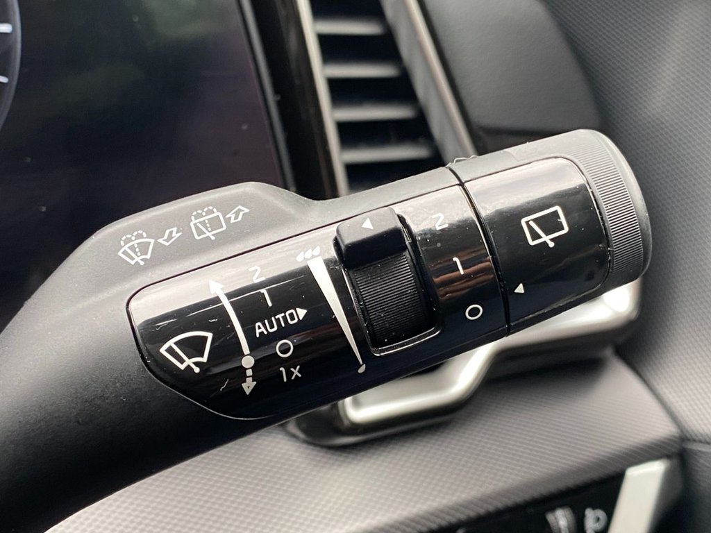 USED 2025 75 KIA SPORTAGE 1.6 h T-GDi 3 SUV 5dr Petrol Hybrid Auto Euro 6 (s/s) (207 bhp) CARPLAY+CAMERA+SAT NAV+CRUISE