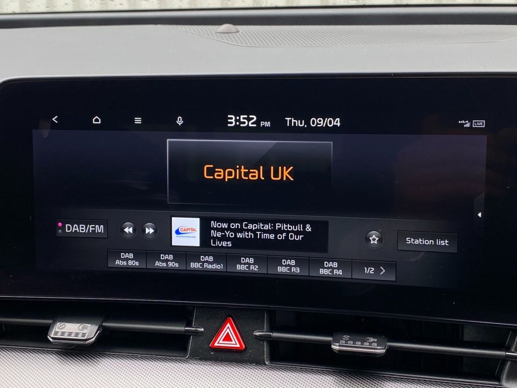 USED 2025 75 KIA SPORTAGE 1.6 h T-GDi 3 SUV 5dr Petrol Hybrid Auto Euro 6 (s/s) (207 bhp) CARPLAY+CAMERA+SAT NAV+CRUISE