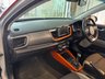 USED 2018 18 KIA STONIC 1.0 T-GDi First Edition SUV 5dr Petrol Manual Euro 6 (s/s) (118 bhp)+2 KEYS+1 FORMER KEEPER+CLIMATE+FSH 7 STAMPS+PRIVACY+PARK CONTROL+HALF LEATHER SEATS+17