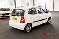 USED 2010 10 KIA PICANTO 1.1 Graphite Hatchback 5dr Petrol Manual (114 g/km, 64 bhp) LOW INSURANCE | 60 MPG | &pound;35 TAX