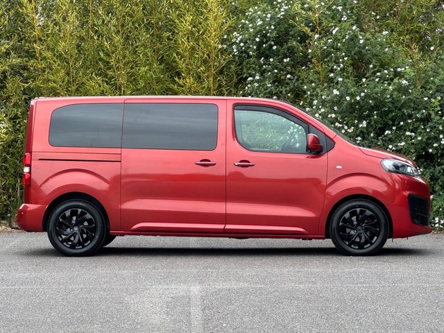 View our CITROEN SPACETOURER