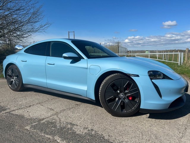 View our Porsche Taycan Performance Plus 93.4kWh 4S Saloon 4dr Electric Auto 4WD (11kW Charger) (571 ps)
