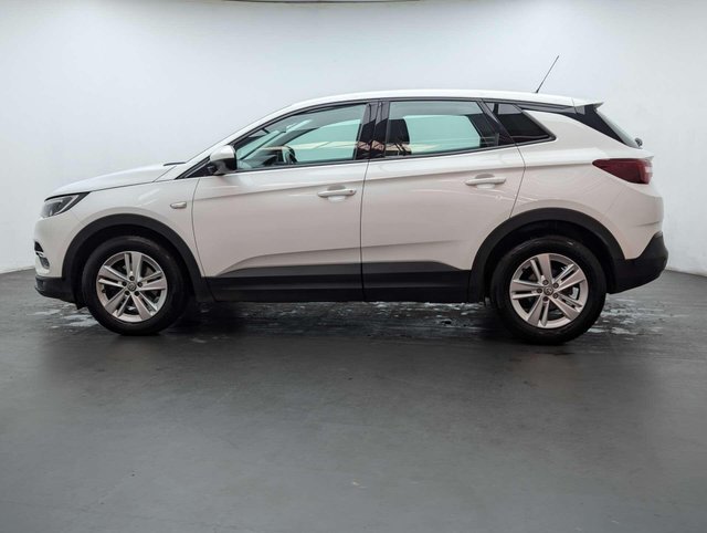 USED 2020 70 VAUXHALL GRANDLAND X 1.2 Grandland X SE T 5dr CLICK & COLLECT/ HOME DELIVERY