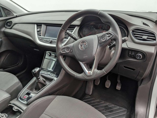 USED 2020 70 VAUXHALL GRANDLAND X 1.2 Grandland X SE T 5dr CLICK & COLLECT/ HOME DELIVERY