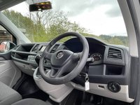 USED 2019 69 VOLKSWAGEN TRANSPORTER 2.0 TDI T30 Kombi Startline 5dr Diesel DSG FWD SWB Euro 6 (s/s) (150 ps) 1 Owner, 150 Bhp, DSG, AUTO GEARBOX, 6 Seat Kombi