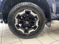 USED 2019 69 NISSAN NAVARA 2.3 dCi Tekna Pickup Double Cab 4dr Diesel Auto 4WD Euro 6 (190 ps) PARIS BLUE METALLIC / BLACK LEATHER TRIM / HEATED FRONT SEATS / DUAL ZONE CLIMATE / ELECTRIC WINDOWS / CRUISE CONTROL / SPEED LIMITER / AUTO LIGHTS / SATNAV / 360 CAMERAS / FRONT SENSORS / DAB / BLUETOOTH / APPLE CARPLAY / BONNET PROTECTOR / SIDESTEPS / ROLLER SHUTTER TONNEAU / LOAD LINER / TOWBAR / 18" ALLOY WHEELS / PRIVACY GLASS / SERVICE HISTORY