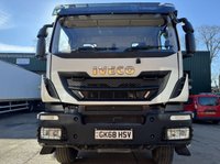 USED 2018 68 IVECO TRAKKER 2018 Iveco Trakker AD340T41 8x4 Crane & Tipper 