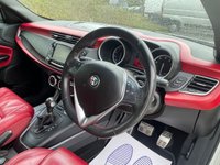 USED 2015 15 ALFA ROMEO GIULIETTA 1750 TBi Quadrifoglio Verde Hatchback 5dr Petrol TCT Euro 6 (s/s) (240 bhp) FRONT AND REAR SENSORS USB AUX