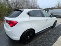 USED 2015 15 ALFA ROMEO GIULIETTA 1750 TBi Quadrifoglio Verde Hatchback 5dr Petrol TCT Euro 6 (s/s) (240 bhp) FRONT AND REAR SENSORS USB AUX