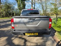 USED 2020 69 NISSAN NAVARA 2.3 dCi N-Guard Pickup Double Cab 4dr Diesel Manual 4WD Euro 6 (s/s) (190 ps) 8.9% APR FINANCE RATES