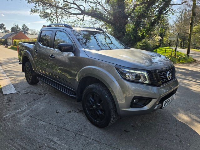 2020 69 Nissan Navara 2.3 dCi N-Guard Pickup Double Cab 4dr Diesel Manual 4WD Euro 6 (s/s) (190 ps)