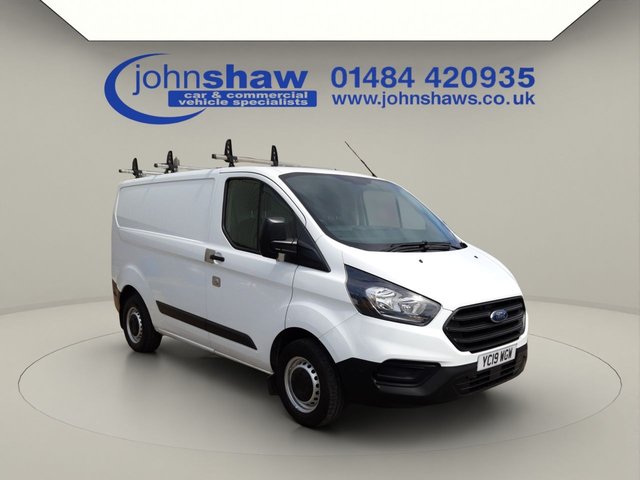 View our Ford Transit Custom 300 2.0 EcoBlue 105 ps L1 H1 Euro 6 Van with 3 bar Rhino Roof Rack and Ladder Roller,