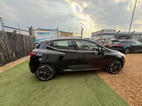 USED 2017 17 RENAULT CLIO 1.5 dCi Dynamique S Nav Hatchback 5dr Diesel EDC Euro 6 (s/s) (90 ps) 