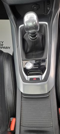 USED 2014 64 PEUGEOT 308 1.6 e-HDi Feline Hatchback 5dr Diesel Manual Euro 5 (s/s) (115 ps) 1 previous owner and 2 keys