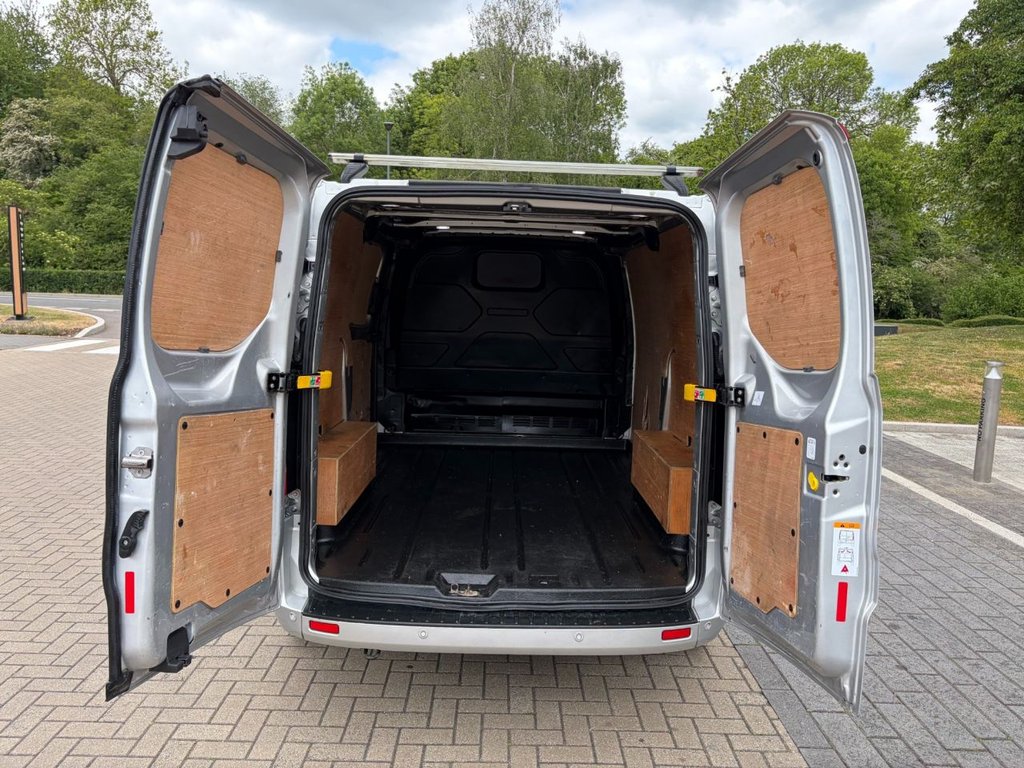 USED 2021 21 FORD TRANSIT CUSTOM 280 LIMITED 2.0EcoBlue EU6 S/S L1 H1 130ps *AIRCON*SENSORS*ALLOYS*E/PACK*WET BELT CHANGED* LIMITED-L1H1-EU6-A/C-PDC