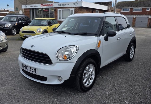 2011 COUNTRYMAN 1.6 ONE D SUV 5DR DIESEL MANUAL EURO 5 S S 90... photo