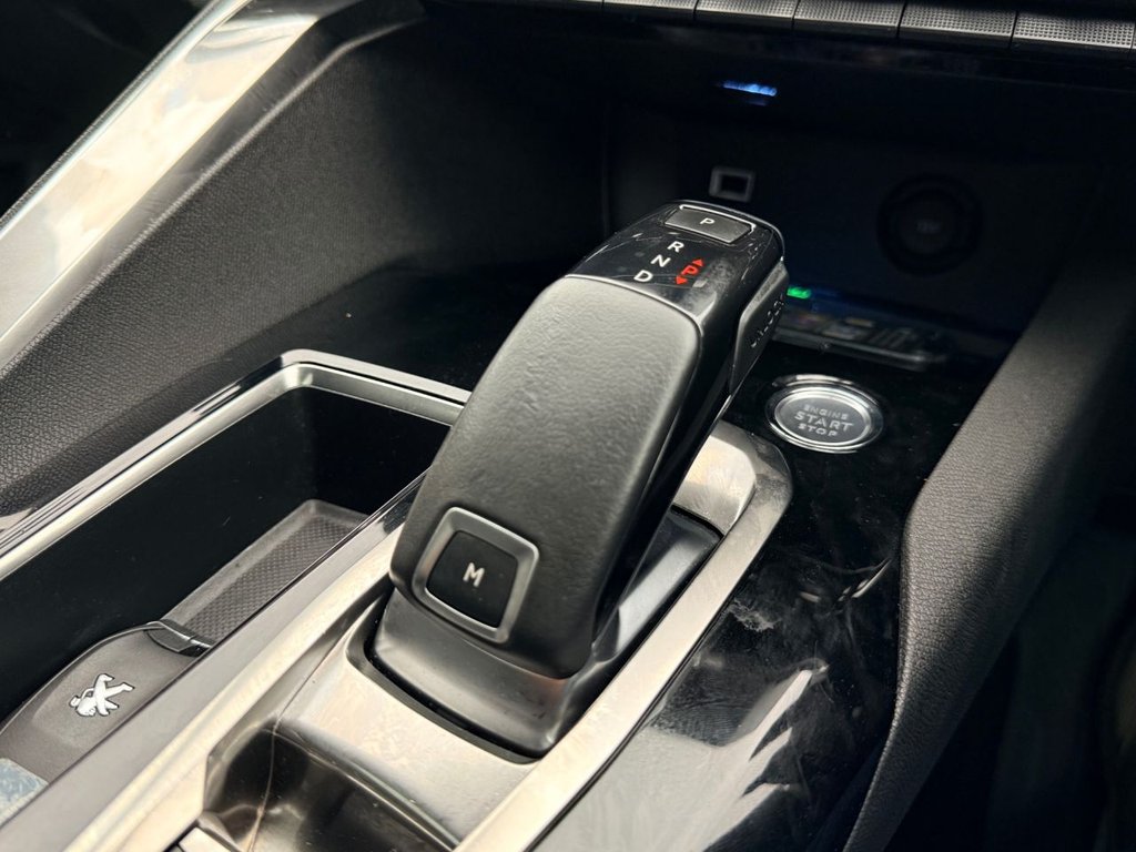 USED 2018 68 PEUGEOT 3008 1.6 PureTech GT Line Premium SUV 5dr Petrol EAT Euro 6 (s/s) (180 ps) PAN ROOF+R/CAMERA+APPLE CARPLAY