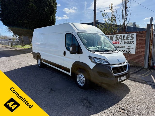 View our PEUGEOT BOXER