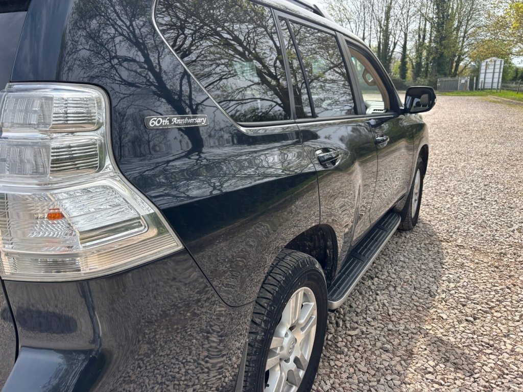 USED 2011 61 TOYOTA LAND CRUISER 3.0 D-4D 60th Anniversary SUV 5dr Diesel Auto 4WD Euro 5 (190 ps) 