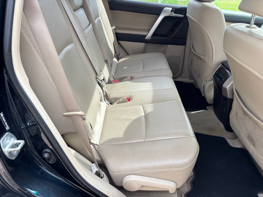 USED 2011 61 TOYOTA LAND CRUISER 3.0 D-4D 60th Anniversary SUV 5dr Diesel Auto 4WD Euro 5 (190 ps) 