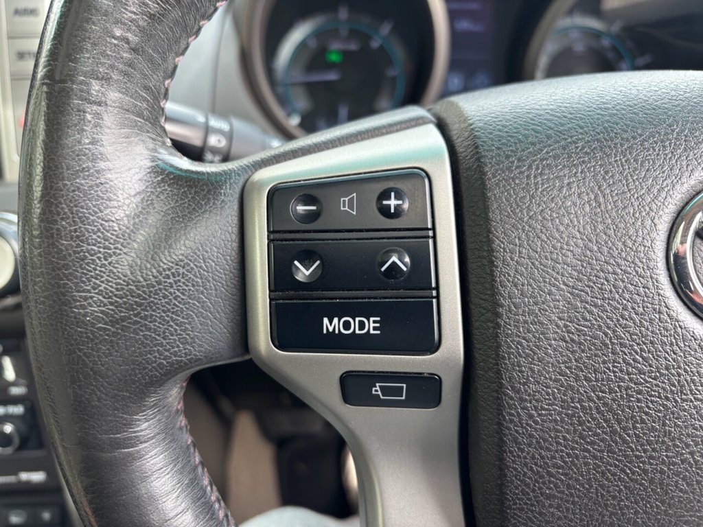 USED 2011 61 TOYOTA LAND CRUISER 3.0 D-4D 60th Anniversary SUV 5dr Diesel Auto 4WD Euro 5 (190 ps) 