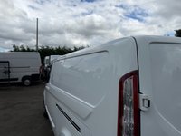 USED 2023 72 FORD TRANSIT CUSTOM 2.0 300 EcoBlue Limited Panel Van 5dr Diesel Manual L2 H1 Euro 6 (s/s) (130 ps) 1 OWNER 46K CAMERA TOUCH SCREEN MEDIA AIR CON COMES WITH 1 YEARS MOT AND SERVICE