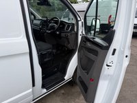 USED 2023 72 FORD TRANSIT CUSTOM 2.0 300 EcoBlue Limited Panel Van 5dr Diesel Manual L2 H1 Euro 6 (s/s) (130 ps) 1 OWNER 46K CAMERA TOUCH SCREEN MEDIA AIR CON COMES WITH 1 YEARS MOT AND SERVICE