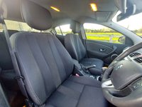 USED 2011 11 RENAULT MEGANE 1.6 16V Dynamique TomTom Hatchback 5dr Petrol Manual Euro 5 (110 ps) 
