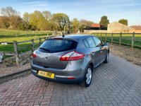 USED 2011 11 RENAULT MEGANE 1.6 16V Dynamique TomTom Hatchback 5dr Petrol Manual Euro 5 (110 ps) 