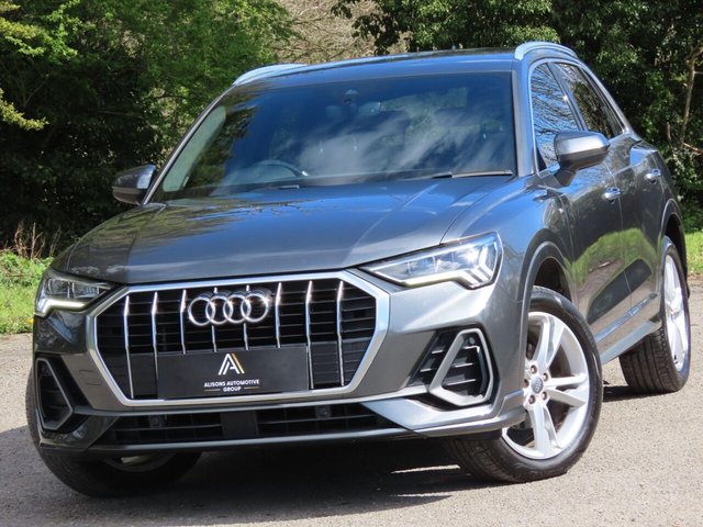 View our AUDI Q3