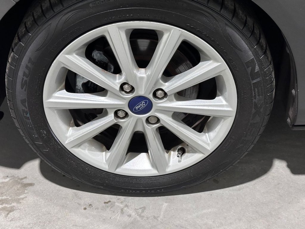USED 2016 16 FORD B-MAX 1.0T EcoBoost Titanium MPV 5dr Petrol Manual Euro 5 (100 ps) 