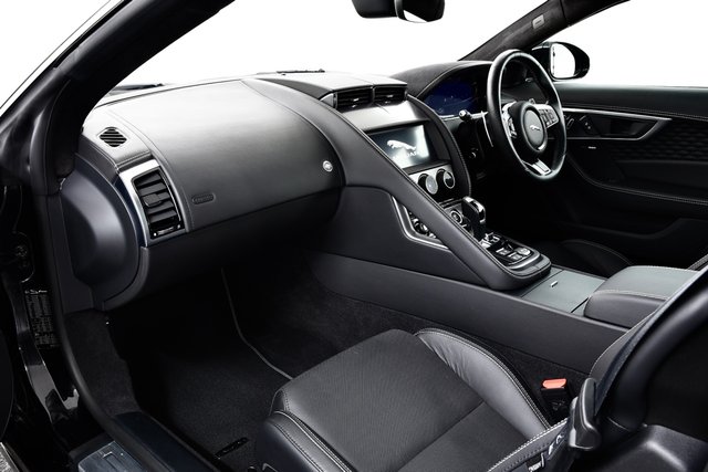 USED 2020 70 JAGUAR F-TYPE 5.0 V8 First Edition Coupe 2dr Petrol Auto AWD Euro 6 (s/s) (450 ps) Pan Roof | Meridian | 20"s +