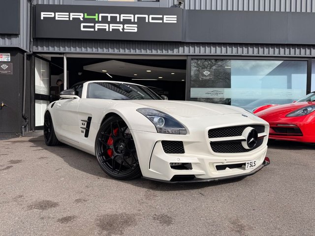 View our Mercedes-Benz Sls 6.2 63 V8 AMG Roadster 2dr Petrol SpdS DCT Euro 5 (571 ps)