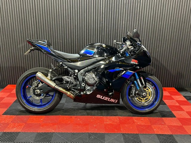 View our SUZUKI GSX-R1000R