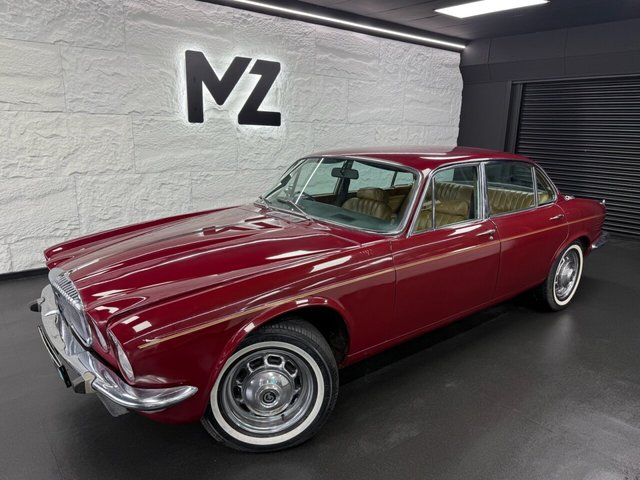View our DAIMLER DOUBLE SIX