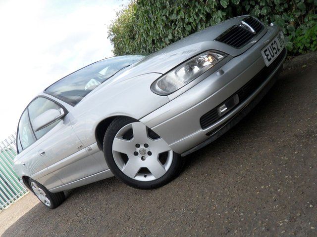 2002 OMEGA 2.6I V6 24V ELITE SALOON 4DR PETROL AUTOMATIC 276 G KM, 178... photo