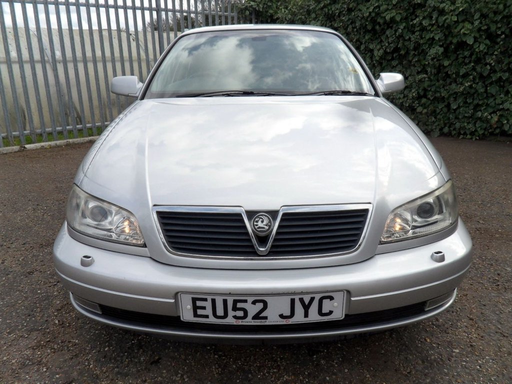 USED 2002 52 VAUXHALL OMEGA 2.6i V6 24V Elite Saloon 4dr Petrol Automatic (276 g/km, 178 bhp) One For Collectors Very Original