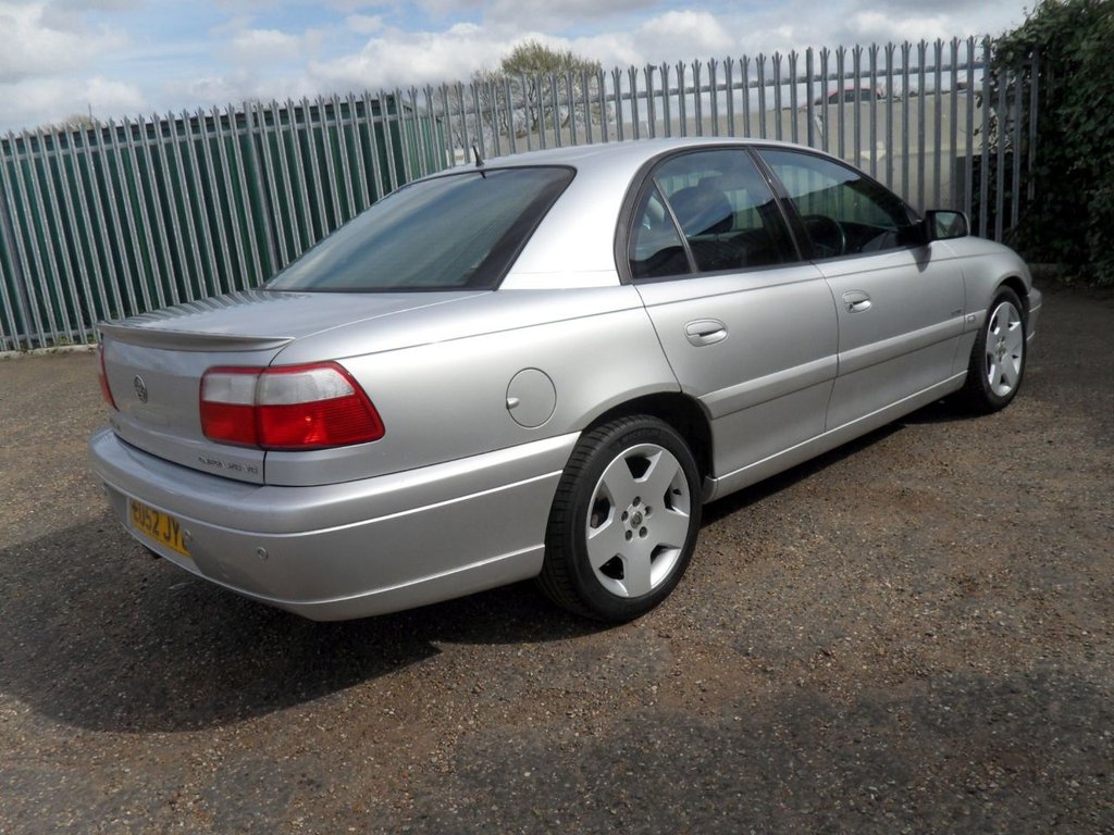 USED 2002 52 VAUXHALL OMEGA 2.6i V6 24V Elite Saloon 4dr Petrol Automatic (276 g/km, 178 bhp) One For Collectors Very Original