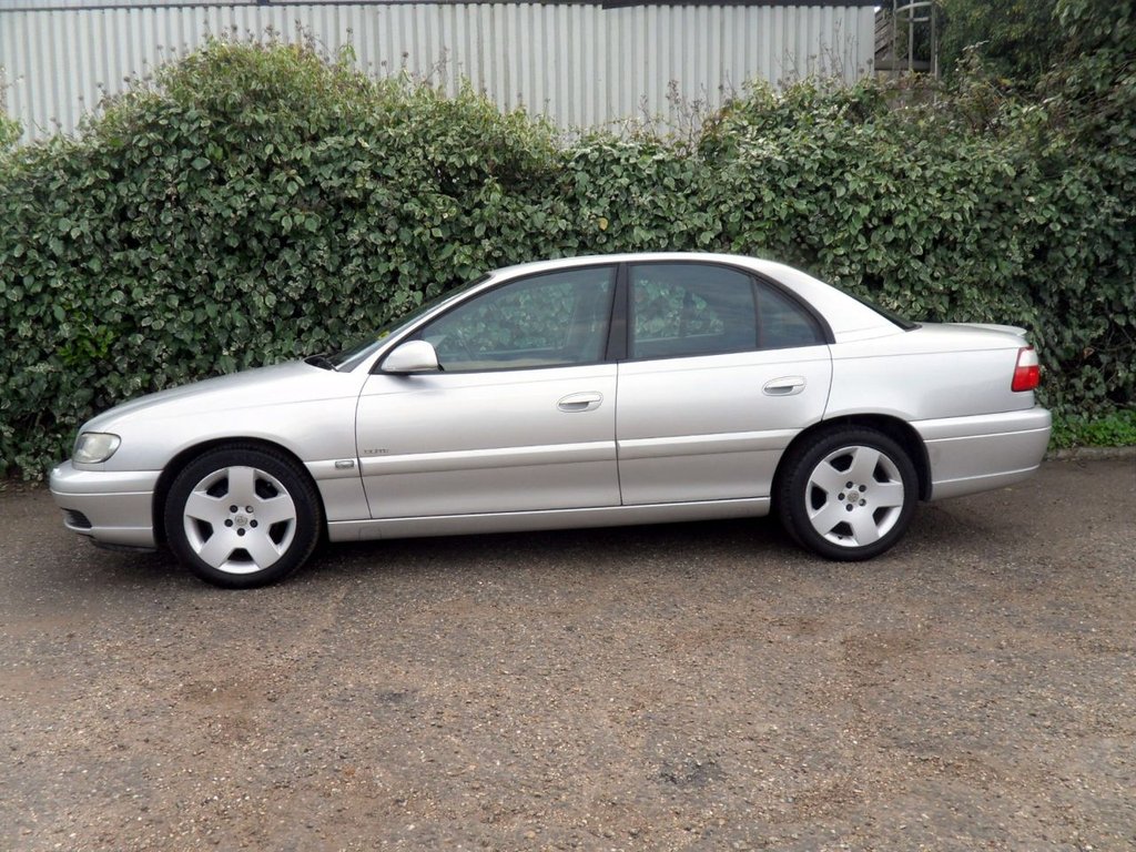 USED 2002 52 VAUXHALL OMEGA 2.6i V6 24V Elite Saloon 4dr Petrol Automatic (276 g/km, 178 bhp) One For Collectors Very Original