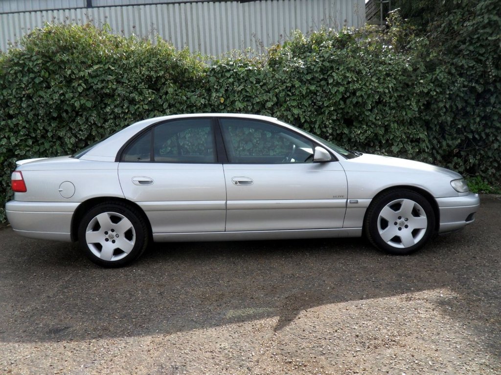 USED 2002 52 VAUXHALL OMEGA 2.6i V6 24V Elite Saloon 4dr Petrol Automatic (276 g/km, 178 bhp) One For Collectors Very Original