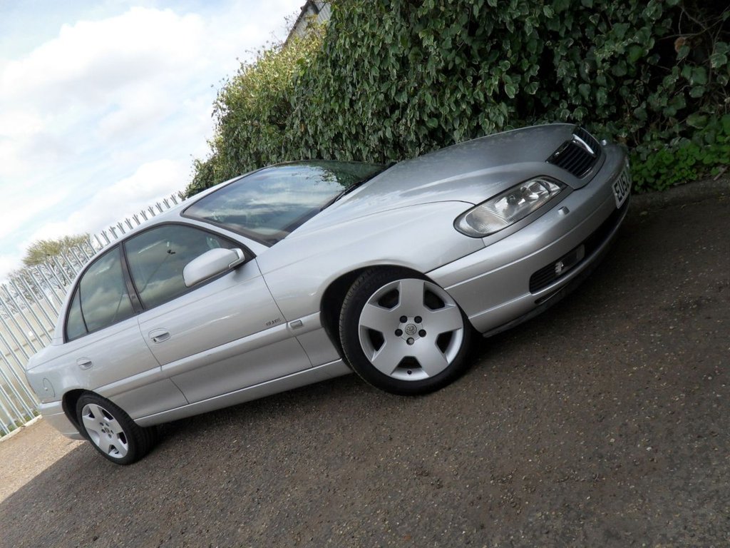 USED 2002 52 VAUXHALL OMEGA 2.6i V6 24V Elite Saloon 4dr Petrol Automatic (276 g/km, 178 bhp) One For Collectors Very Original