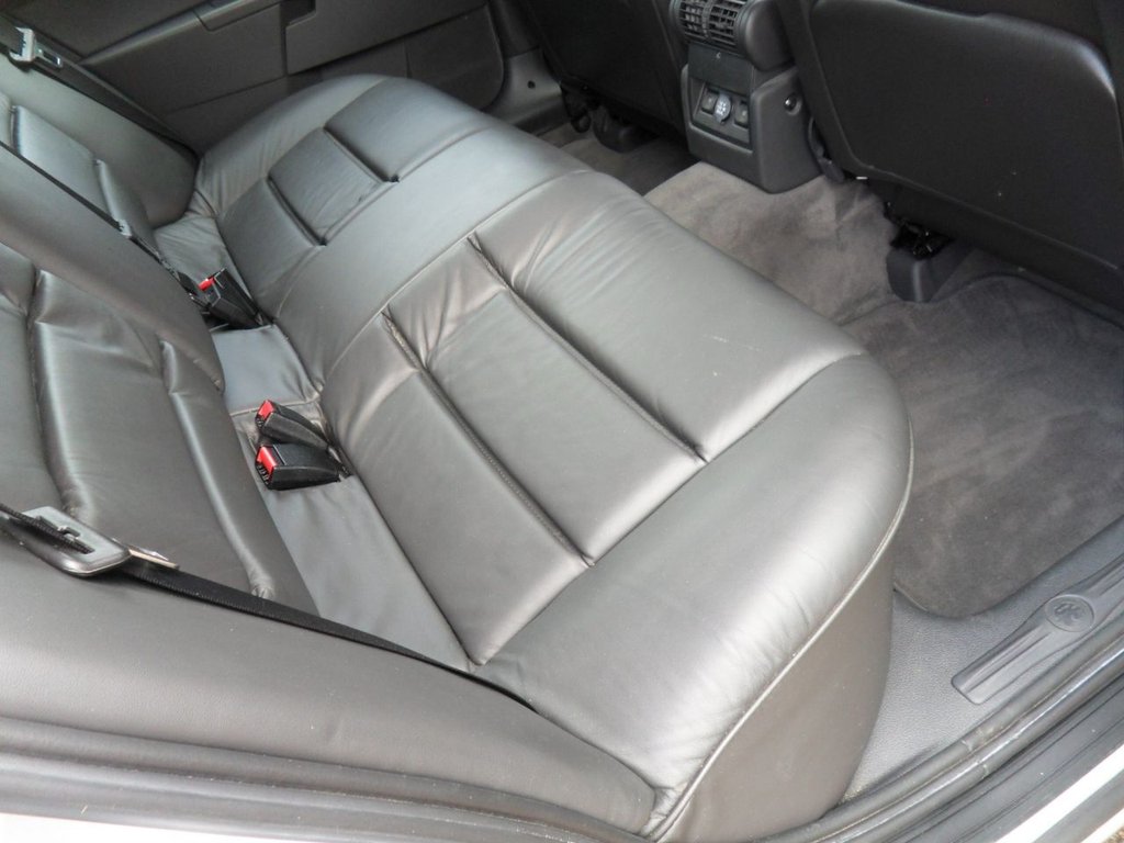 USED 2002 52 VAUXHALL OMEGA 2.6i V6 24V Elite Saloon 4dr Petrol Automatic (276 g/km, 178 bhp) One For Collectors Very Original