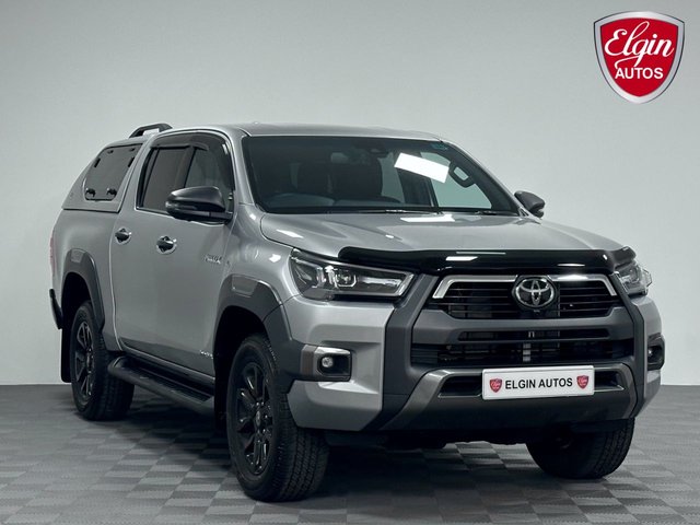2025 25 Toyota HI-Lux Invincible X Double Cab 2.8 D-4D Auto ( 204 bhp )