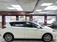 USED 2018 68 TOYOTA AURIS 1.8 VVT-h Excel Hatchback 5dr Petrol Hybrid CVT Euro 6 (s/s) (136 ps) Full Toyota Service History